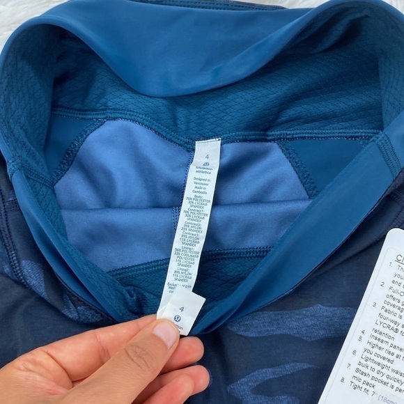 NWT Lululemon Clip-In Short Heathered Texture Lotus Camo Oil Slick Blue - Picture 3 of 5